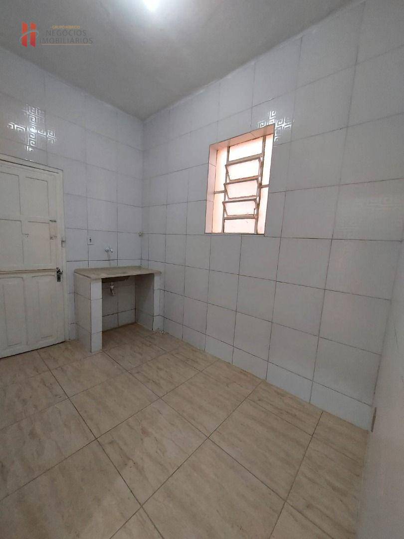 Casa à venda com 3 quartos, 220m² - Foto 20