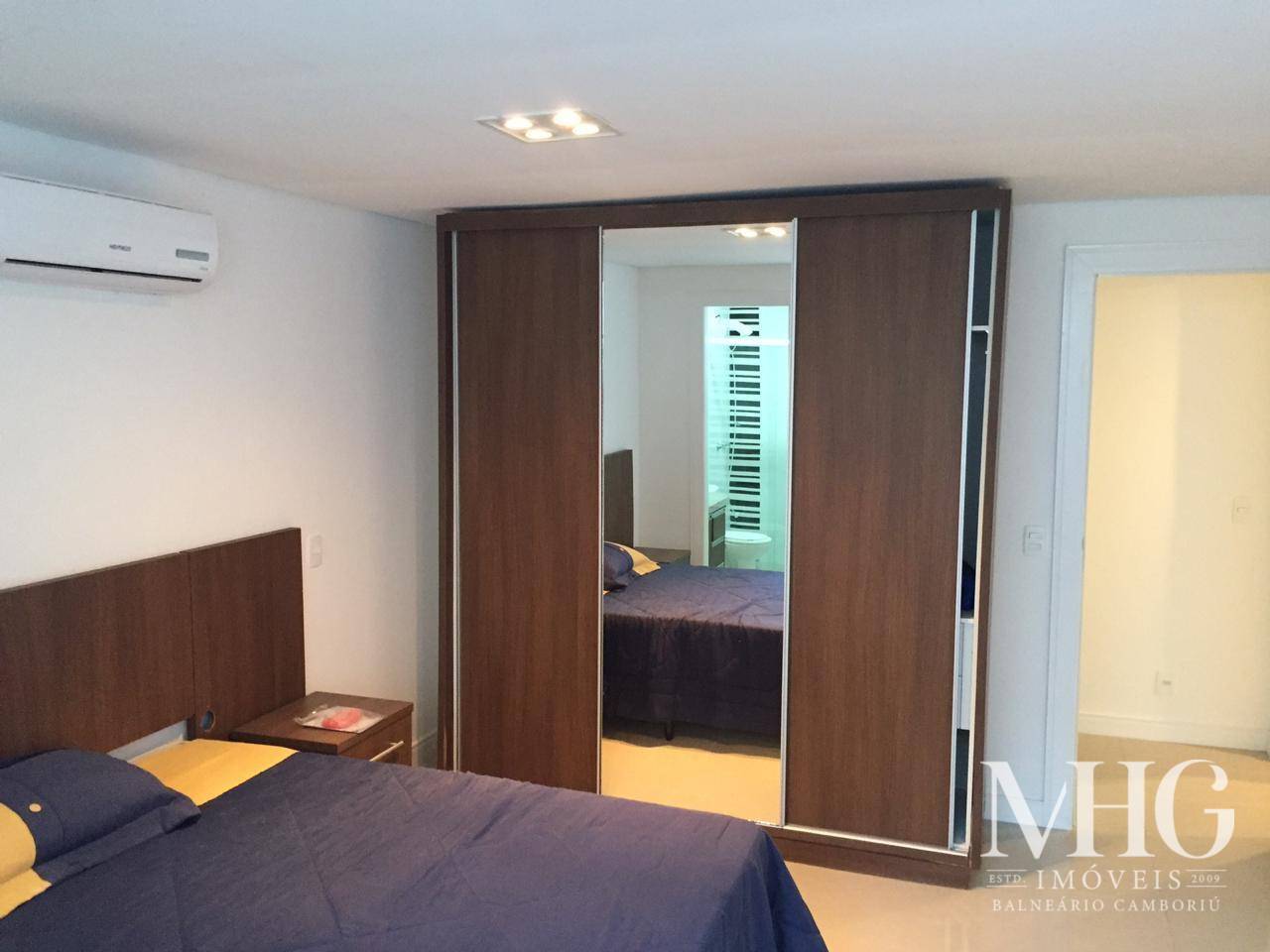 Apartamento à venda com 3 quartos, 170m² - Foto 7