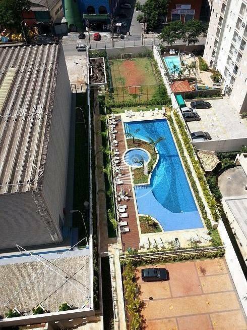 Apartamento à venda com 3 quartos, 74m² - Foto 24