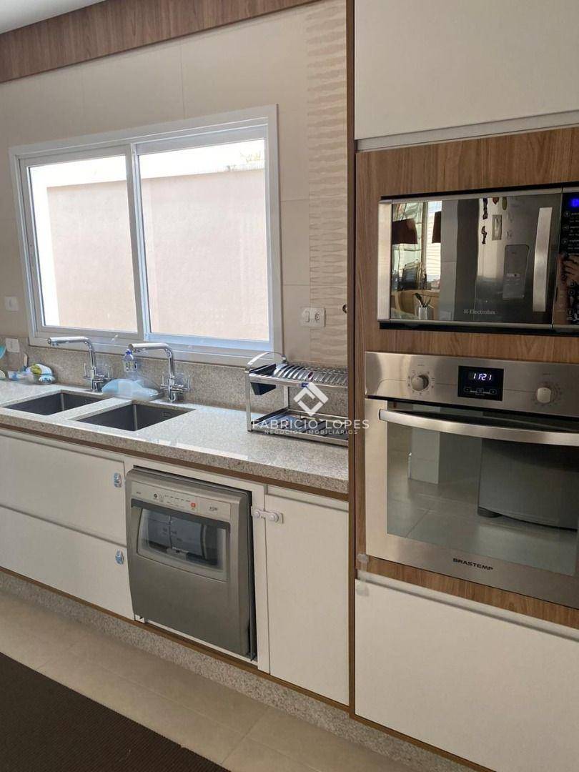 Casa, 4 quartos, 223 m² - Foto 5