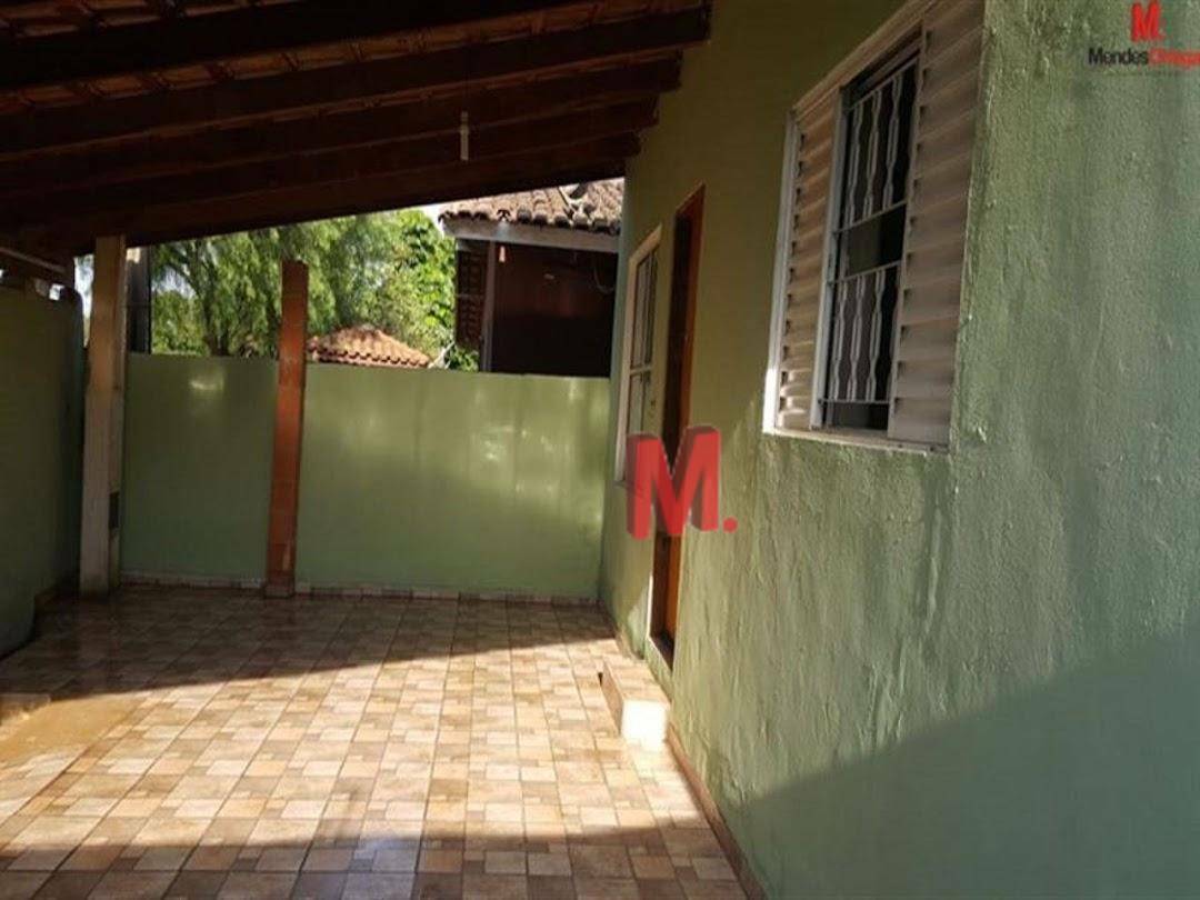 Casa à venda com 2 quartos, 145m² - Foto 5