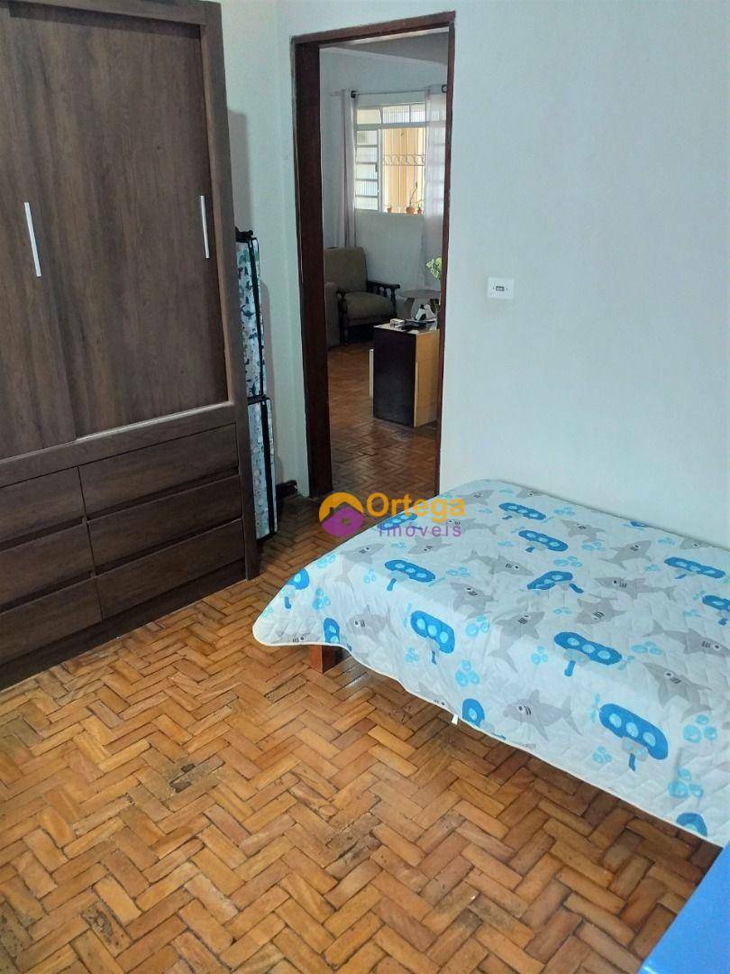 Casa à venda com 2 quartos, 80m² - Foto 9