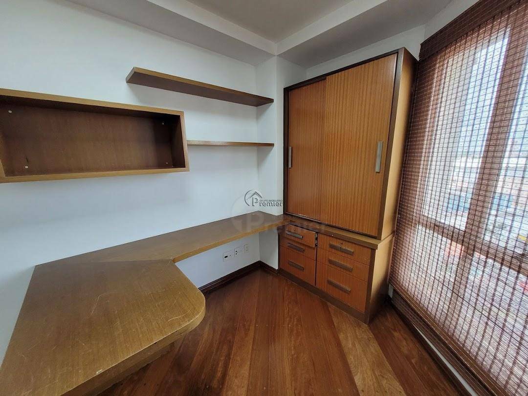 Apartamento à venda com 4 quartos, 260m² - Foto 11