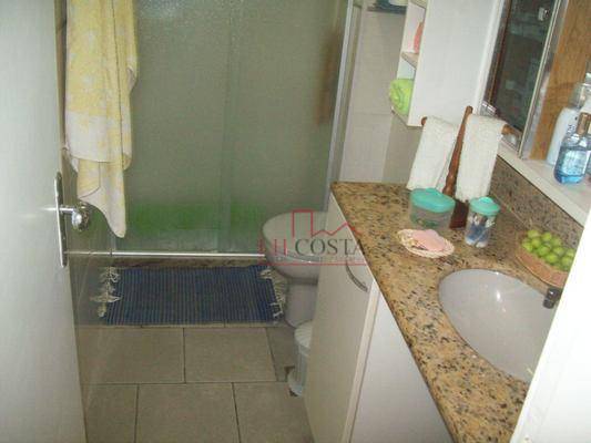 Apartamento à venda com 2 quartos, 64m² - Foto 2