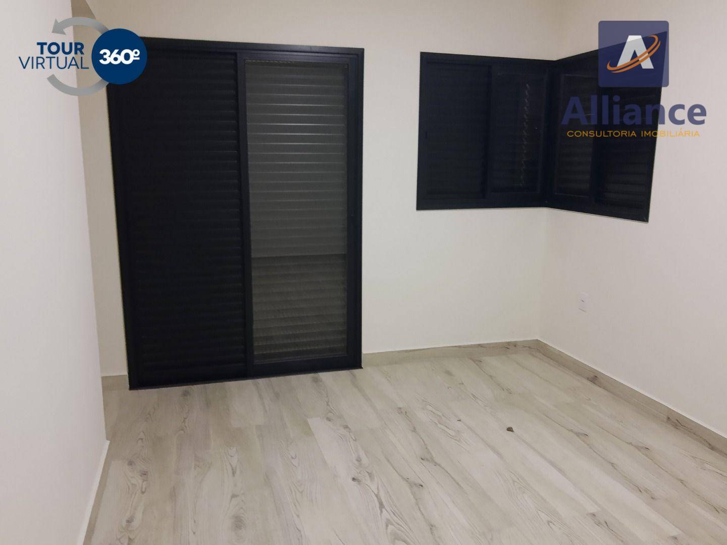 Casa de Condomínio à venda com 3 quartos, 250m² - Foto 24