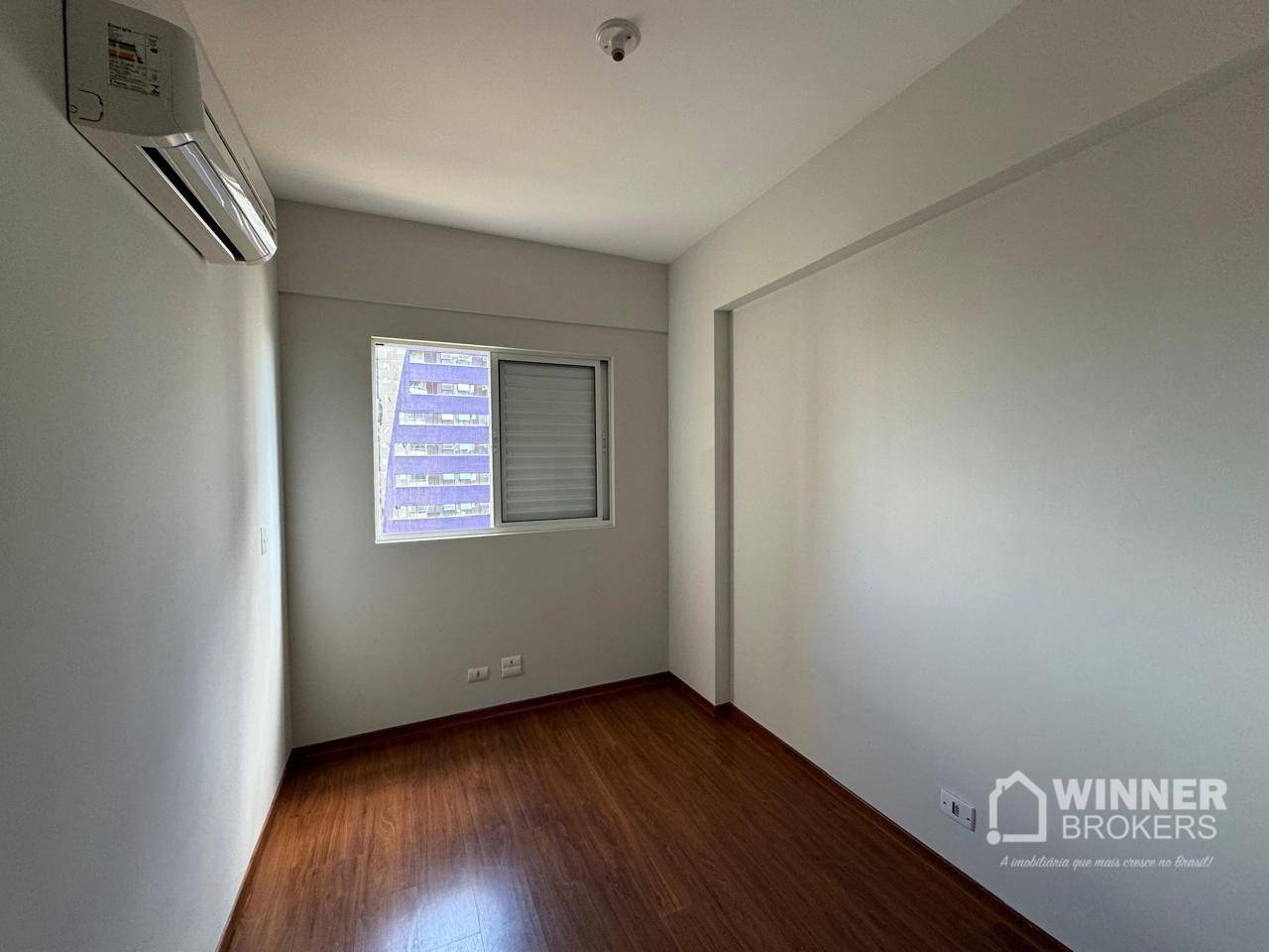 Apartamento à venda com 2 quartos, 67m² - Foto 13