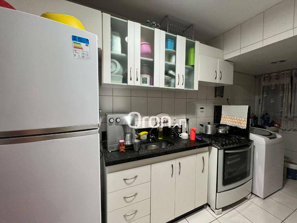 Apartamento à venda com 3 quartos, 85m² - Foto 3