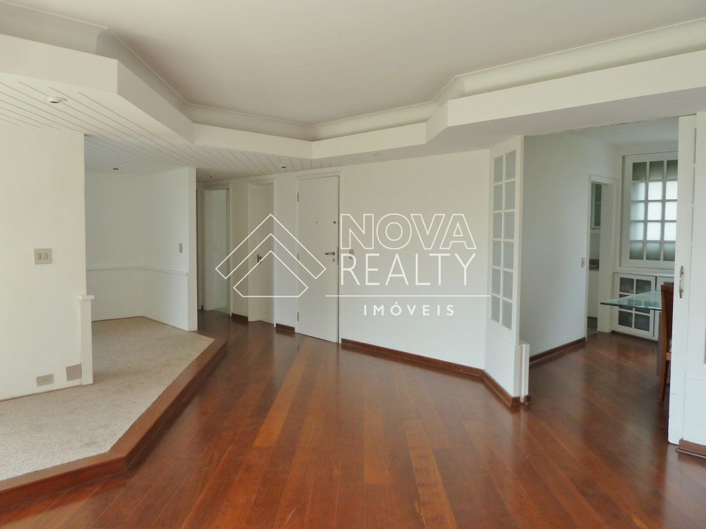 Apartamento à venda com 4 quartos, 188m² - Foto 2