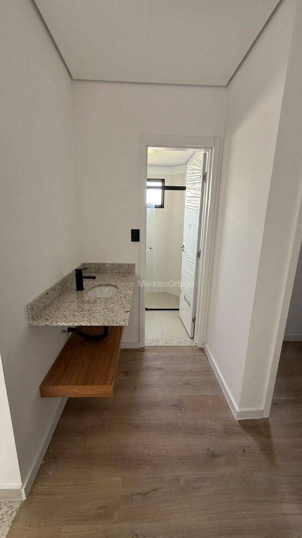 Apartamento para alugar com 3 quartos, 85m² - Foto 9