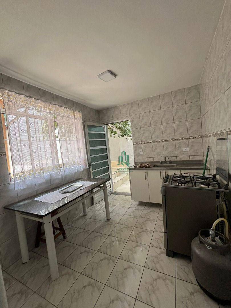 Sobrado à venda com 3 quartos, 220m² - Foto 6