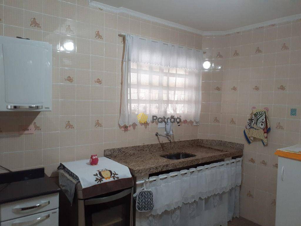 Sobrado à venda com 2 quartos, 246m² - Foto 36