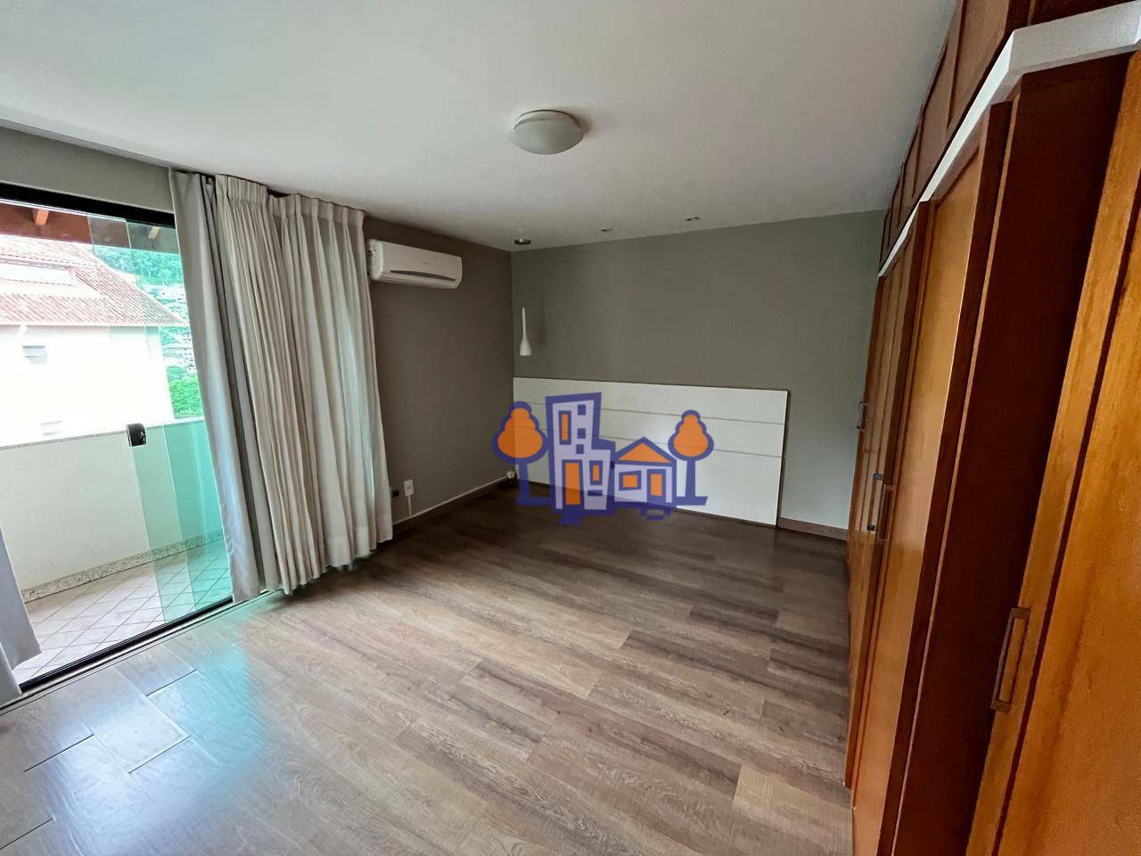 Casa de Condomínio à venda com 4 quartos, 180m² - Foto 15