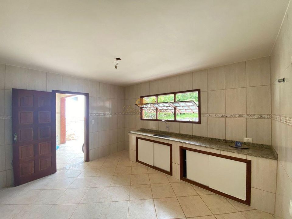 Casa à venda com 2 quartos, 600m² - Foto 13