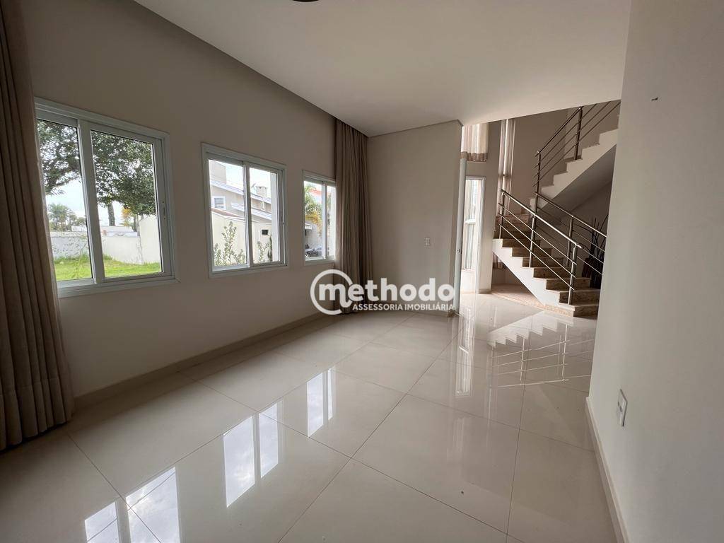 Casa de Condomínio à venda com 3 quartos, 193m² - Foto 4