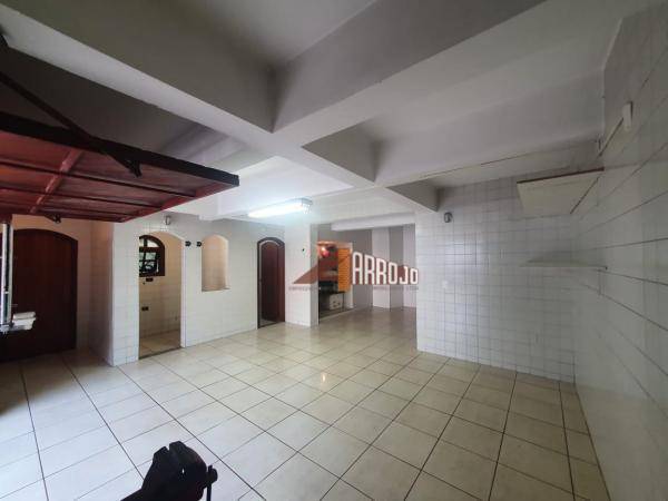 Sobrado à venda com 5 quartos, 240m² - Foto 27