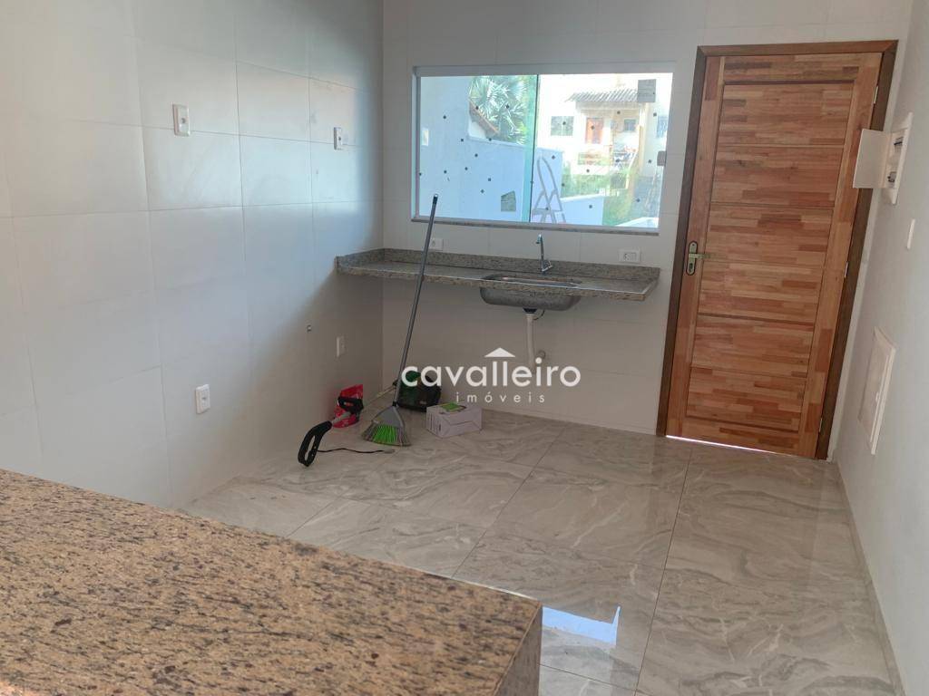 Casa à venda com 2 quartos, 73m² - Foto 11