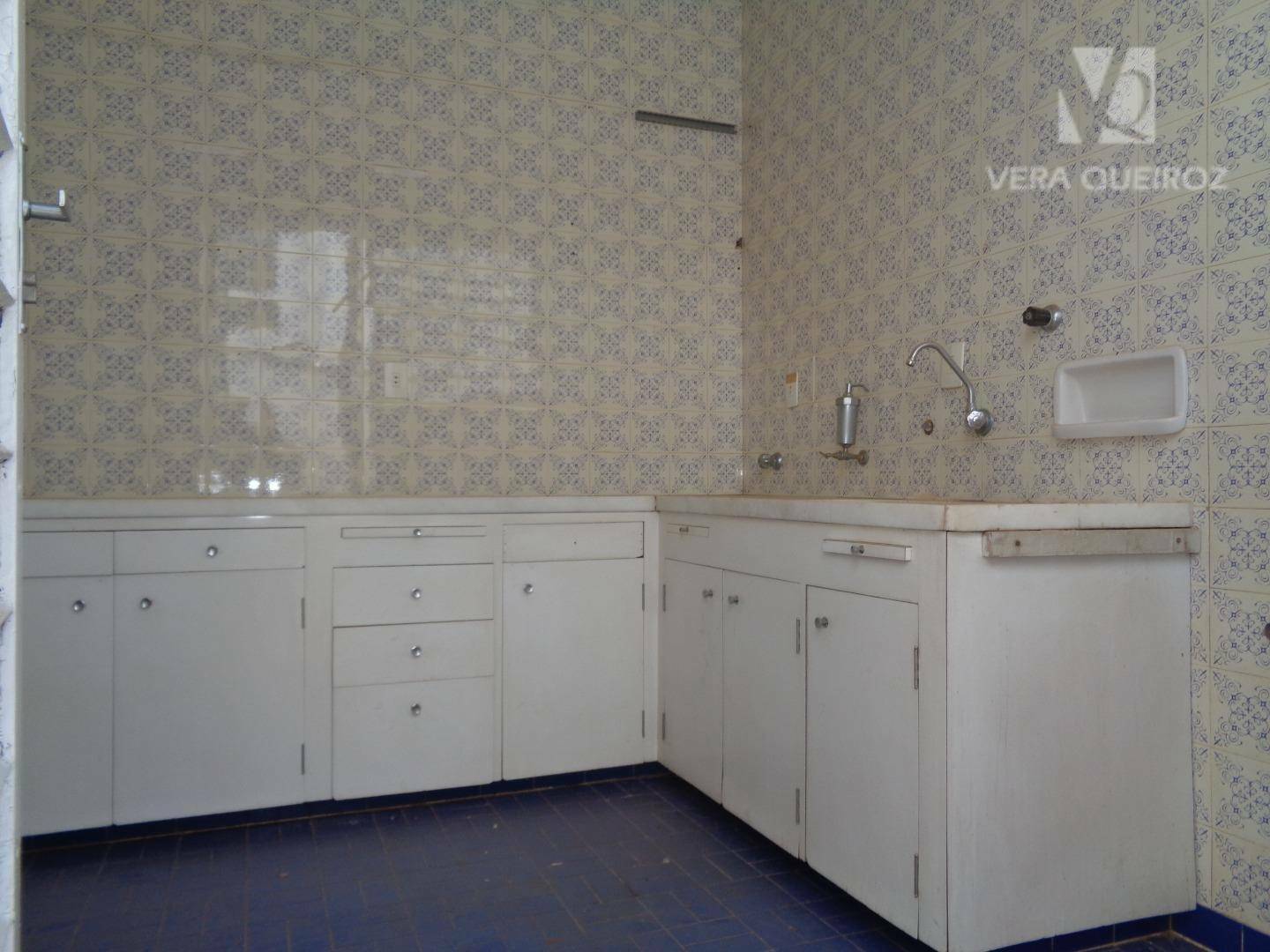 Casa à venda com 1 quarto, 202m² - Foto 16