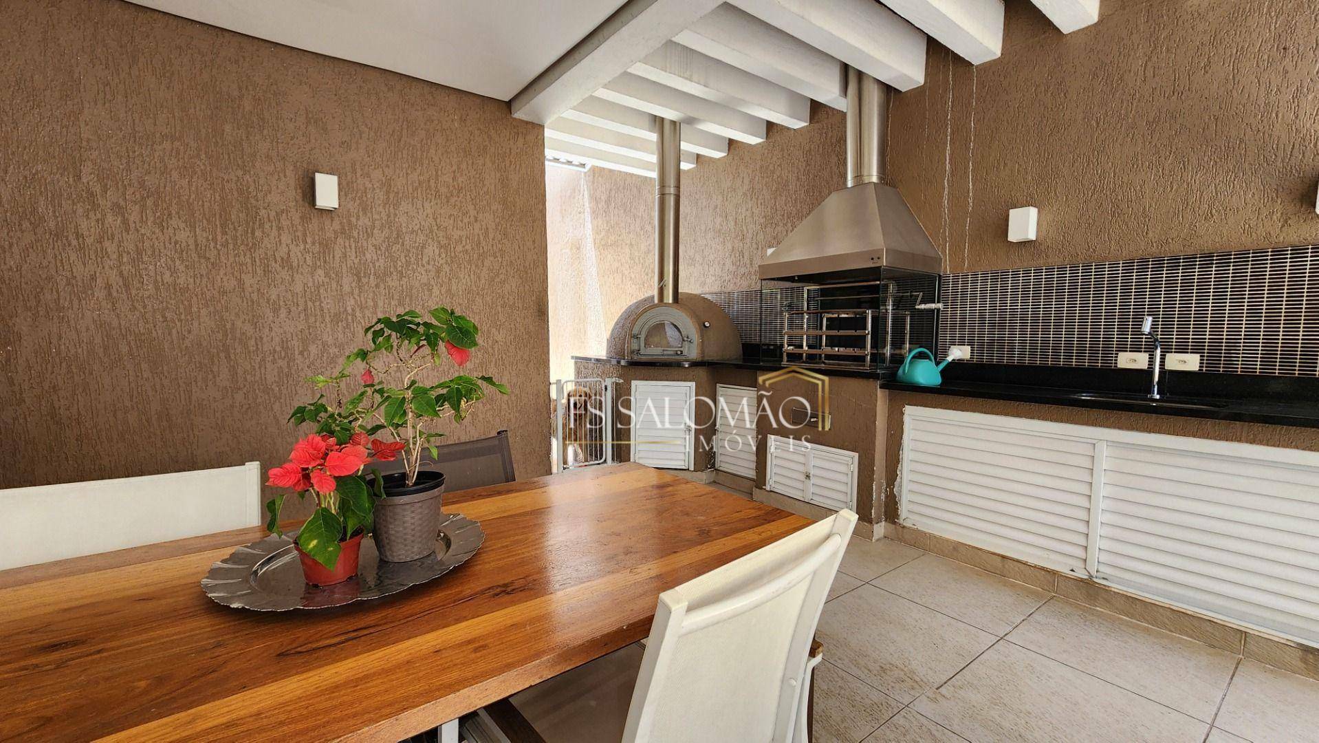 Casa à venda com 3 quartos, 356m² - Foto 32