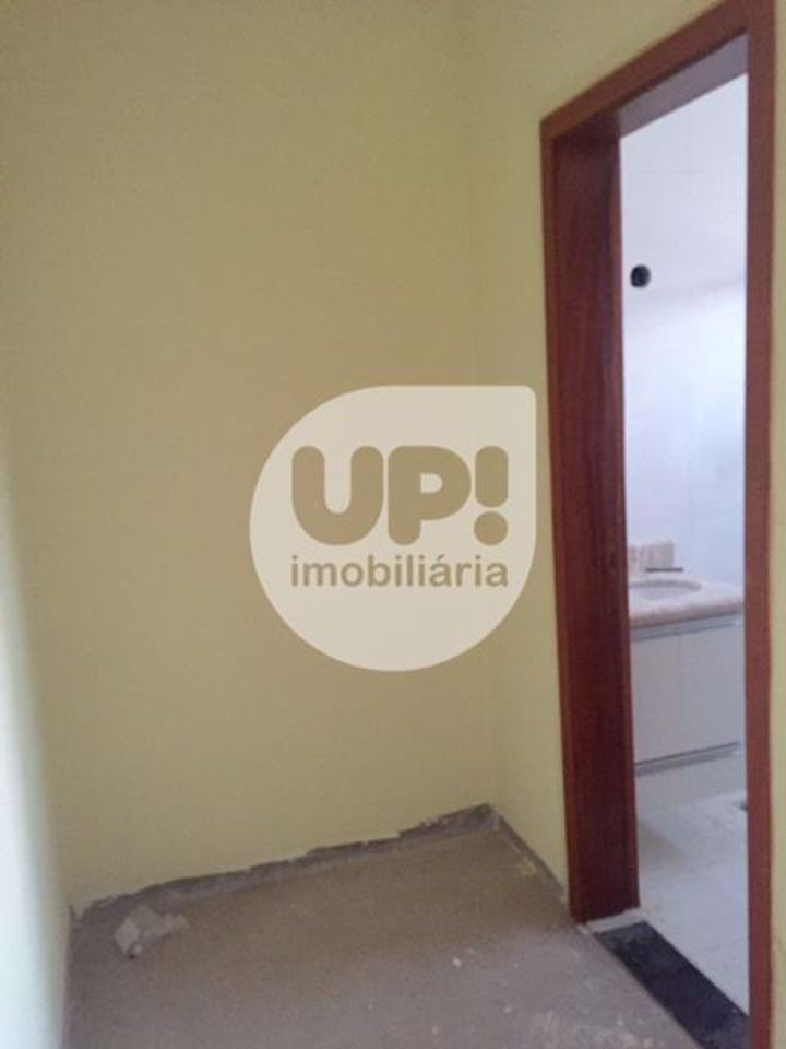 Casa à venda com 3 quartos, 200m² - Foto 16