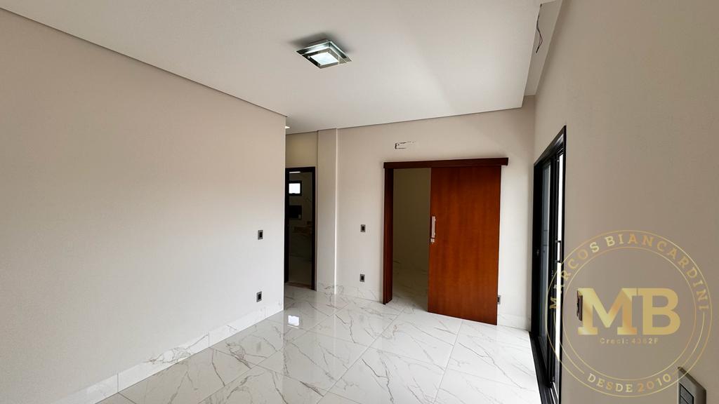 Casa de Condomínio à venda com 4 quartos, 222m² - Foto 19