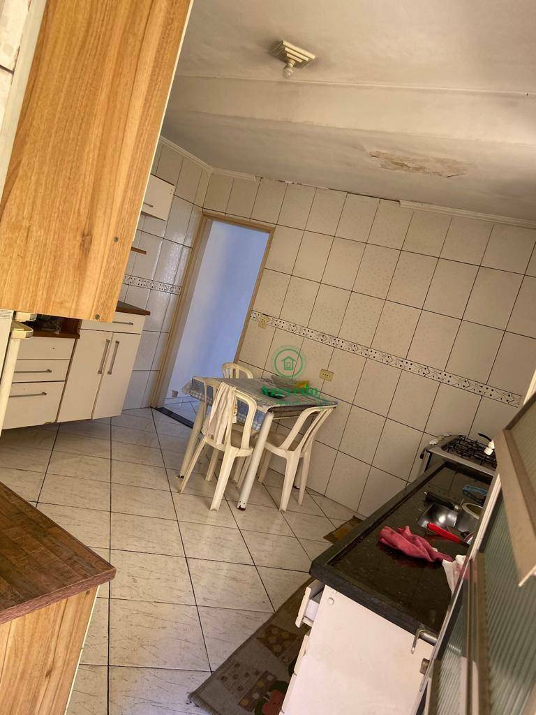 Casa à venda com 3 quartos, 150m² - Foto 3