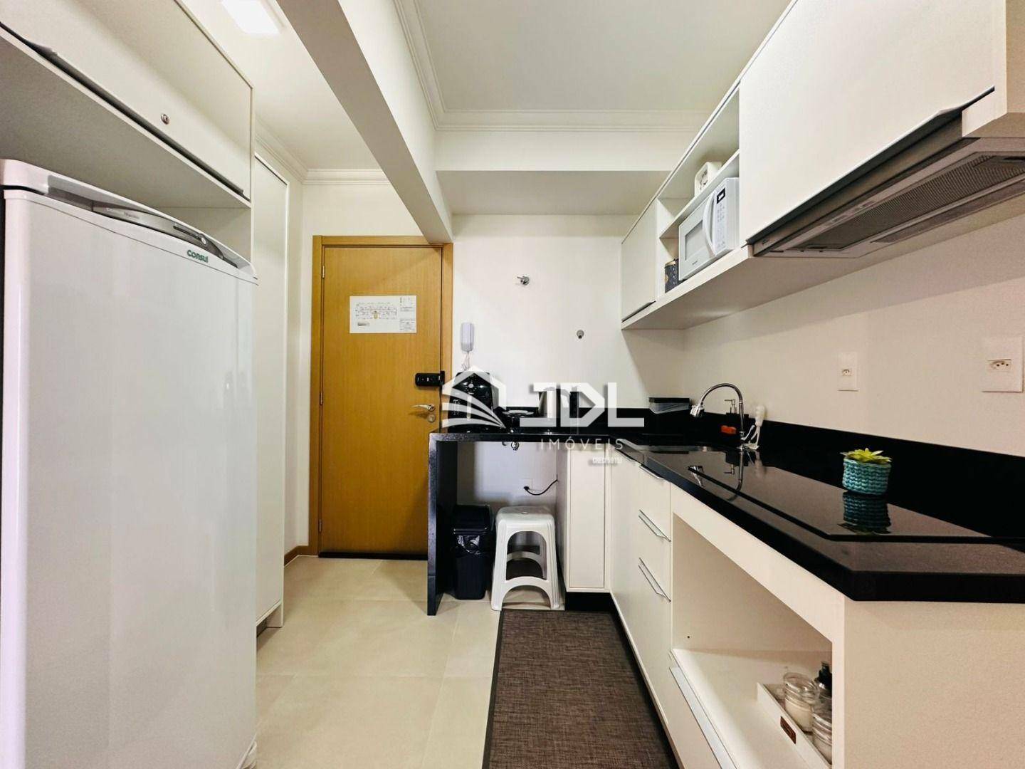 Apartamento à venda com 1 quarto, 38m² - Foto 10