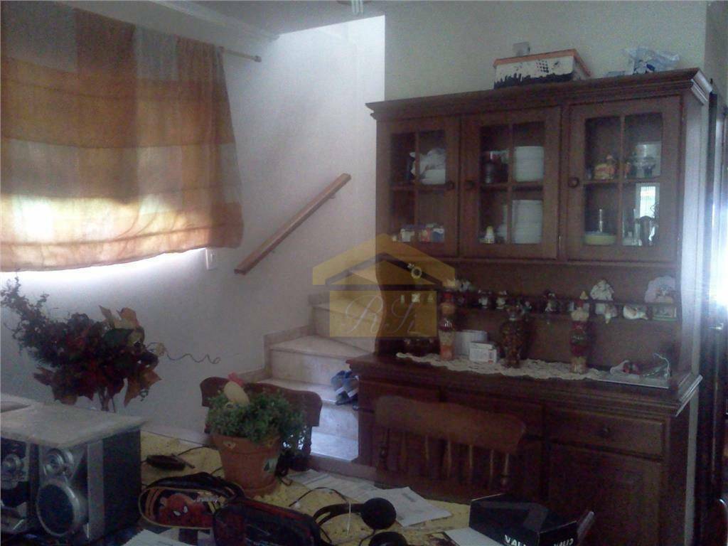 Sobrado à venda com 3 quartos, 149m² - Foto 3