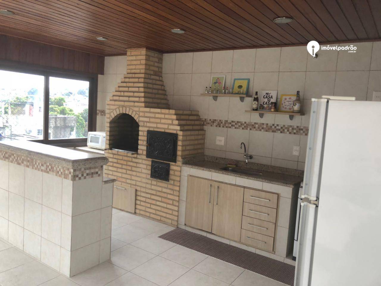 Casa à venda com 3 quartos, 210m² - Foto 30