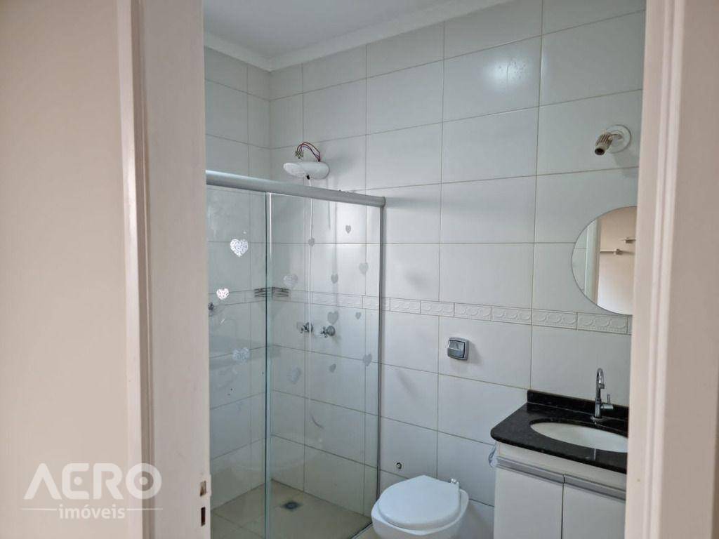 Casa à venda com 3 quartos, 175m² - Foto 16