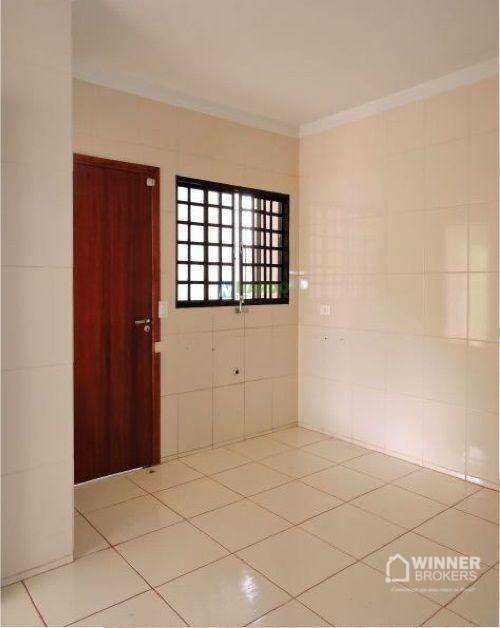 Casa à venda com 2 quartos, 80m² - Foto 4