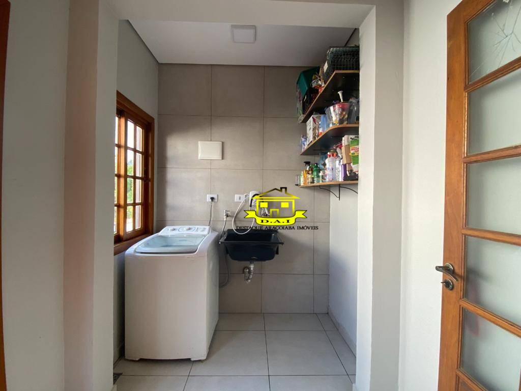 Casa à venda com 4 quartos, 280m² - Foto 14