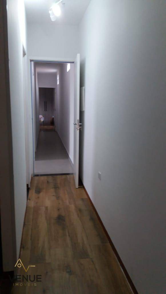 Sobrado à venda com 3 quartos, 300m² - Foto 46