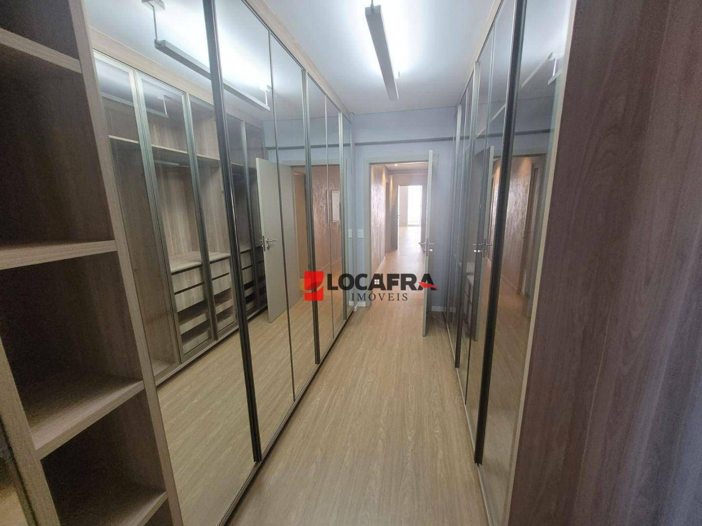 Apartamento à venda com 3 quartos, 245m² - Foto 55