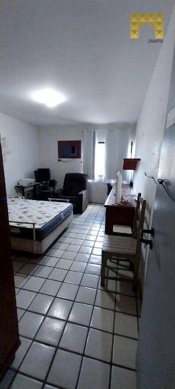 Apartamento à venda com 4 quartos, 215m² - Foto 17