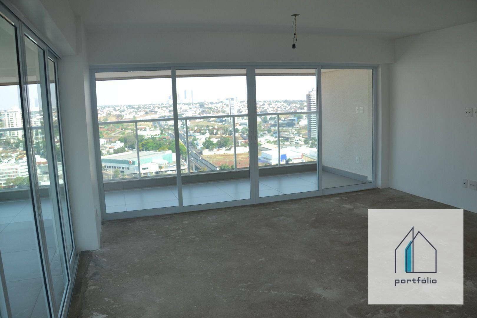 Apartamento à venda com 3 quartos, 180m² - Foto 4