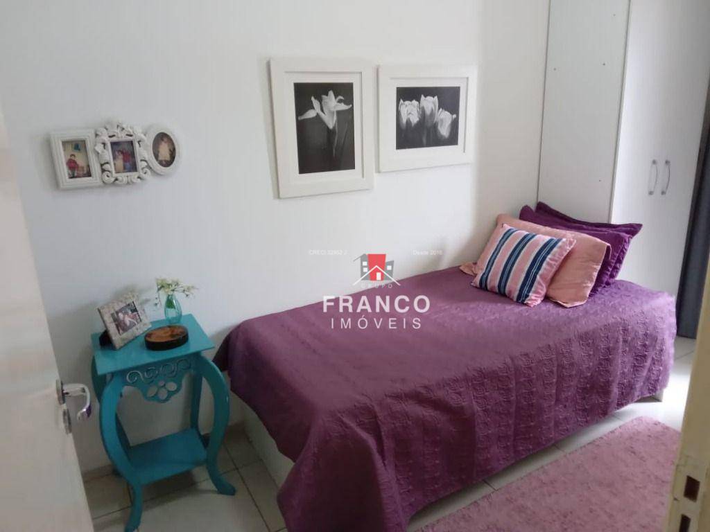 Apartamento à venda com 2 quartos, 77m² - Foto 11