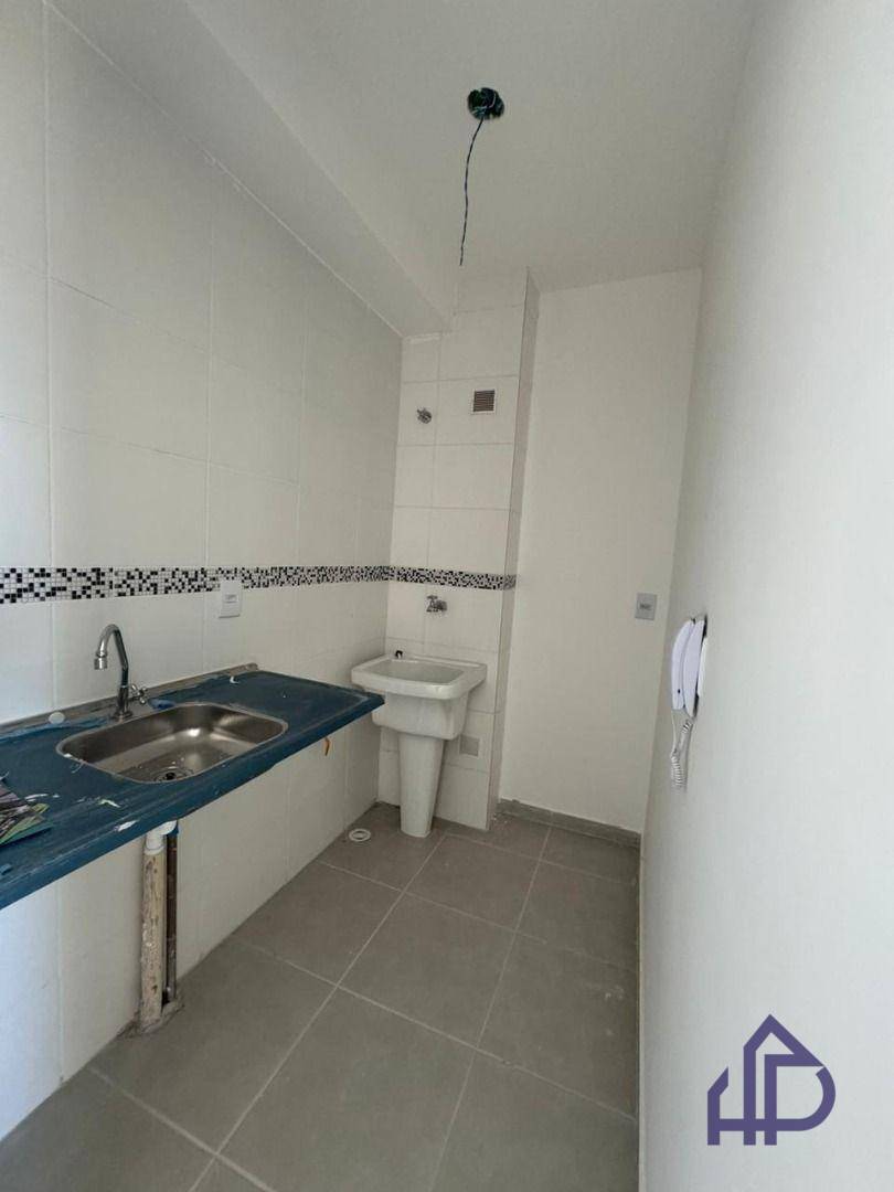 Apartamento para alugar com 2 quartos, 32m² - Foto 10