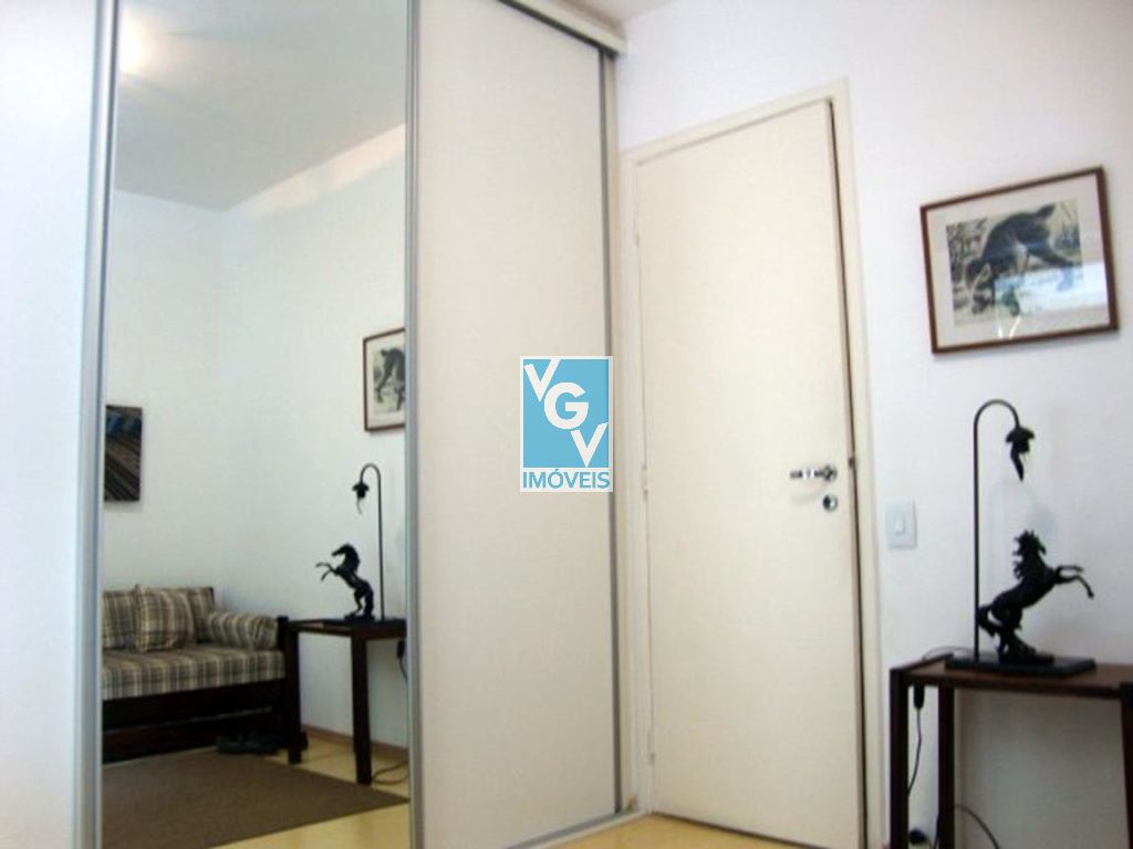 Apartamento para alugar com 2 quartos, 65m² - Foto 10