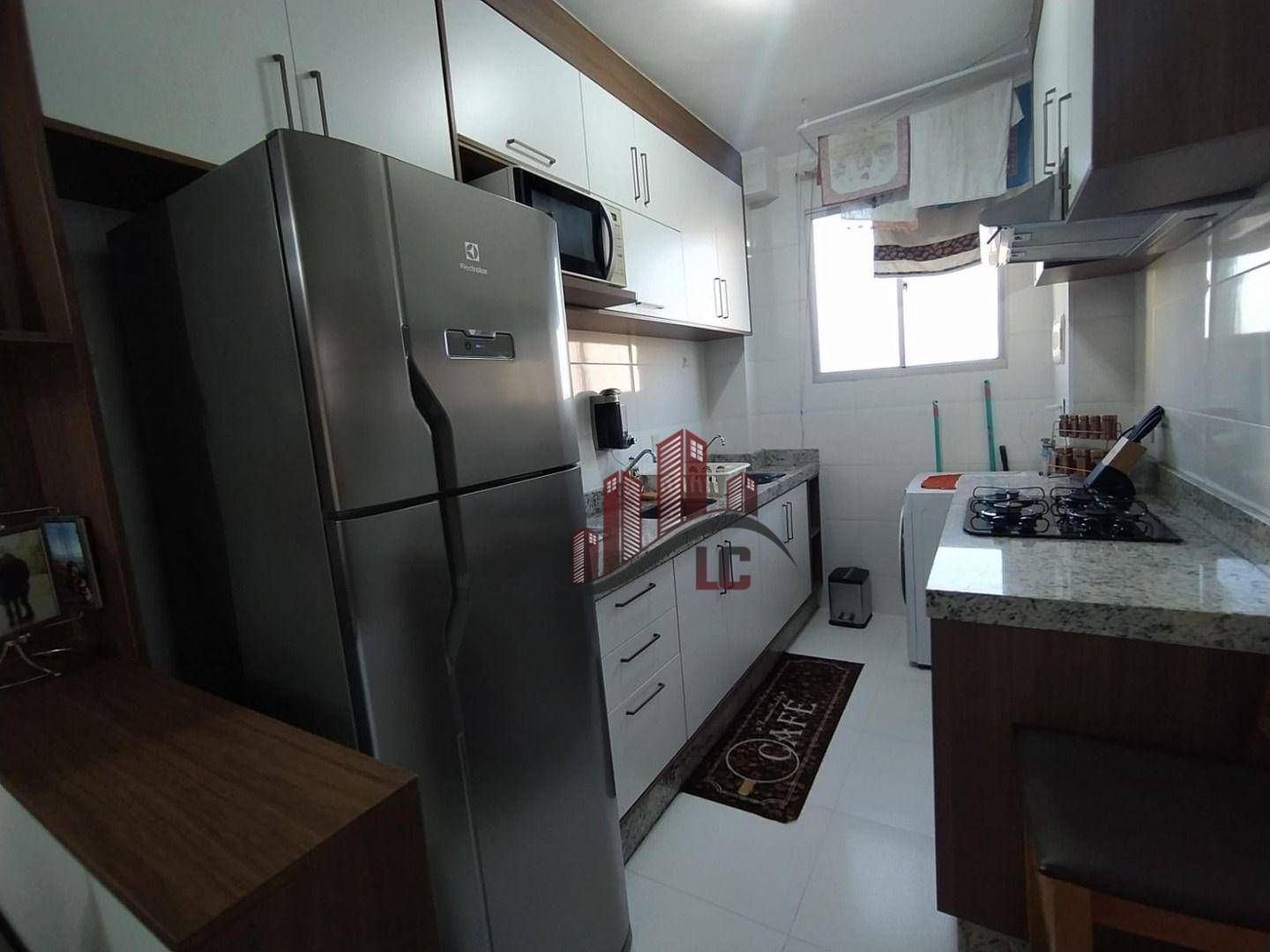 Apartamento à venda com 2 quartos, 49m² - Foto 13