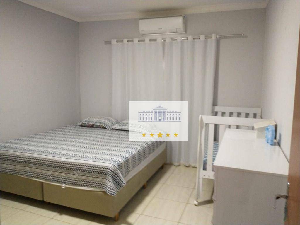 Casa à venda com 2 quartos, 120m² - Foto 3