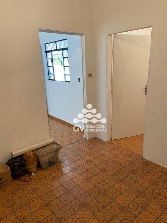 Casa à venda com 3 quartos, 180m² - Foto 10