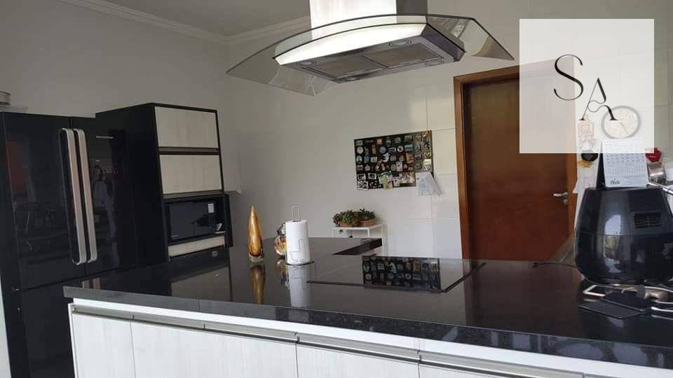 Casa de Condomínio à venda com 4 quartos, 328m² - Foto 7