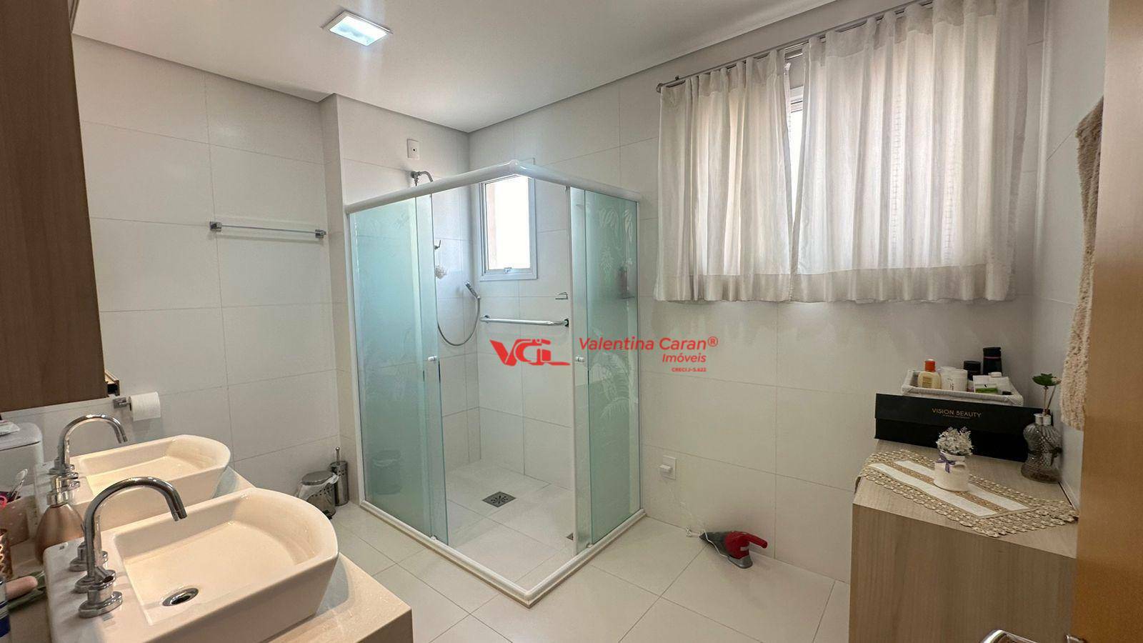 Apartamento à venda com 3 quartos, 184m² - Foto 22