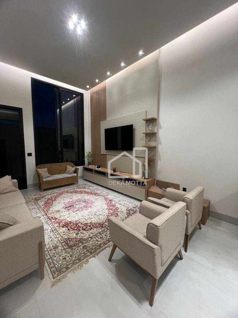 Casa à venda com 2 quartos, 170m² - Foto 4