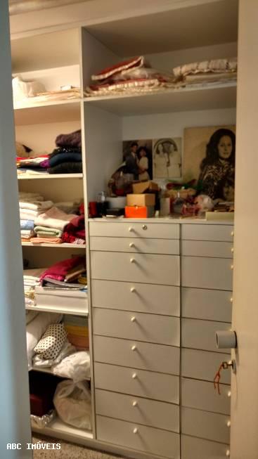 Apartamento à venda com 4 quartos, 330m² - Foto 7