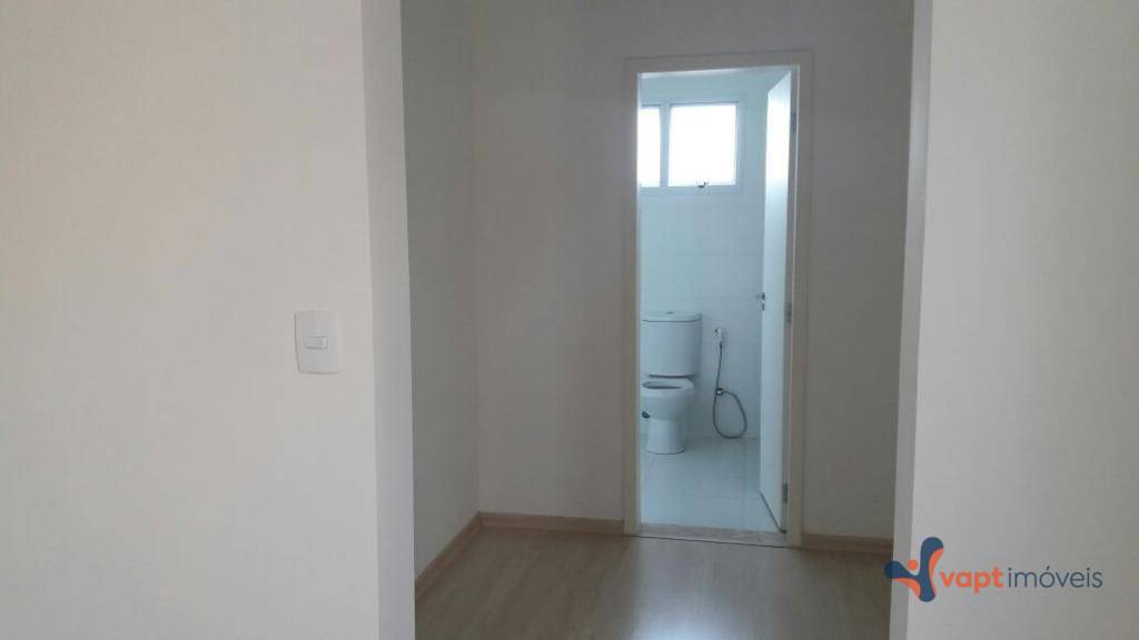 Sobrado à venda com 3 quartos, 224m² - Foto 4