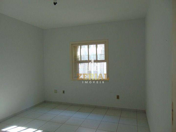 Casa à venda com 4 quartos, 300m² - Foto 14