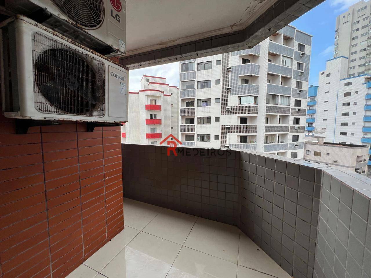 Apartamento à venda com 2 quartos, 78m² - Foto 4