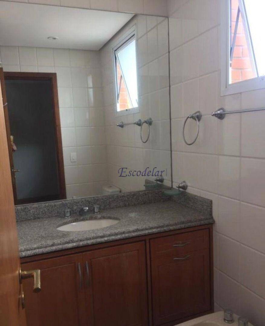 Apartamento à venda com 4 quartos, 225m² - Foto 28