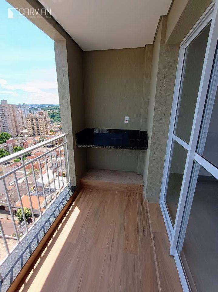 Apartamento à venda com 2 quartos, 67m² - Foto 7